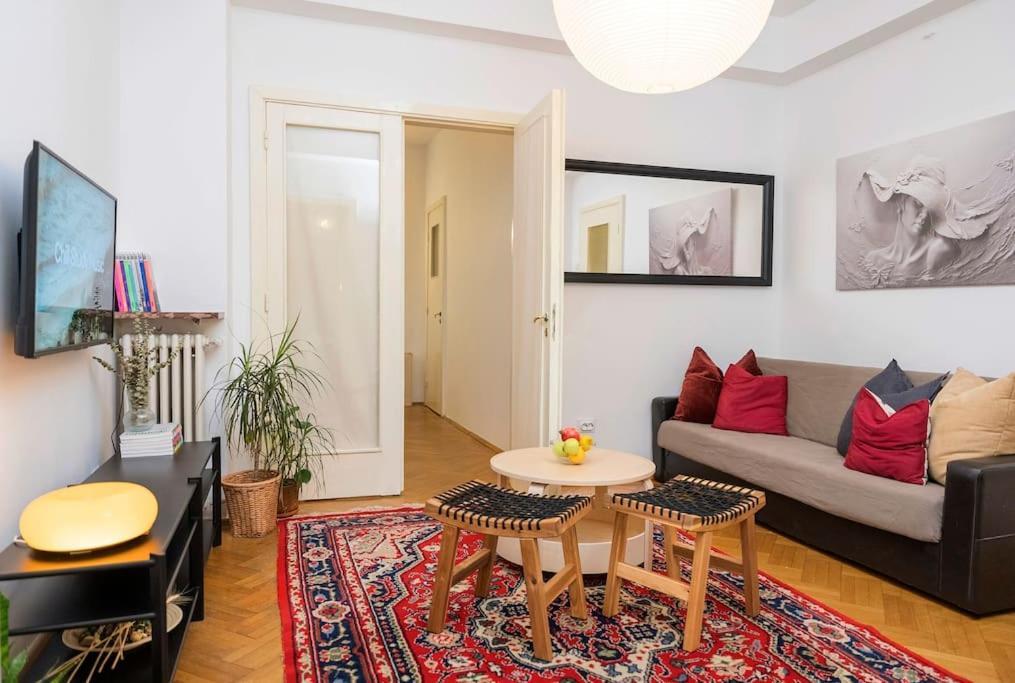 Appartamento Ultra-central Square *